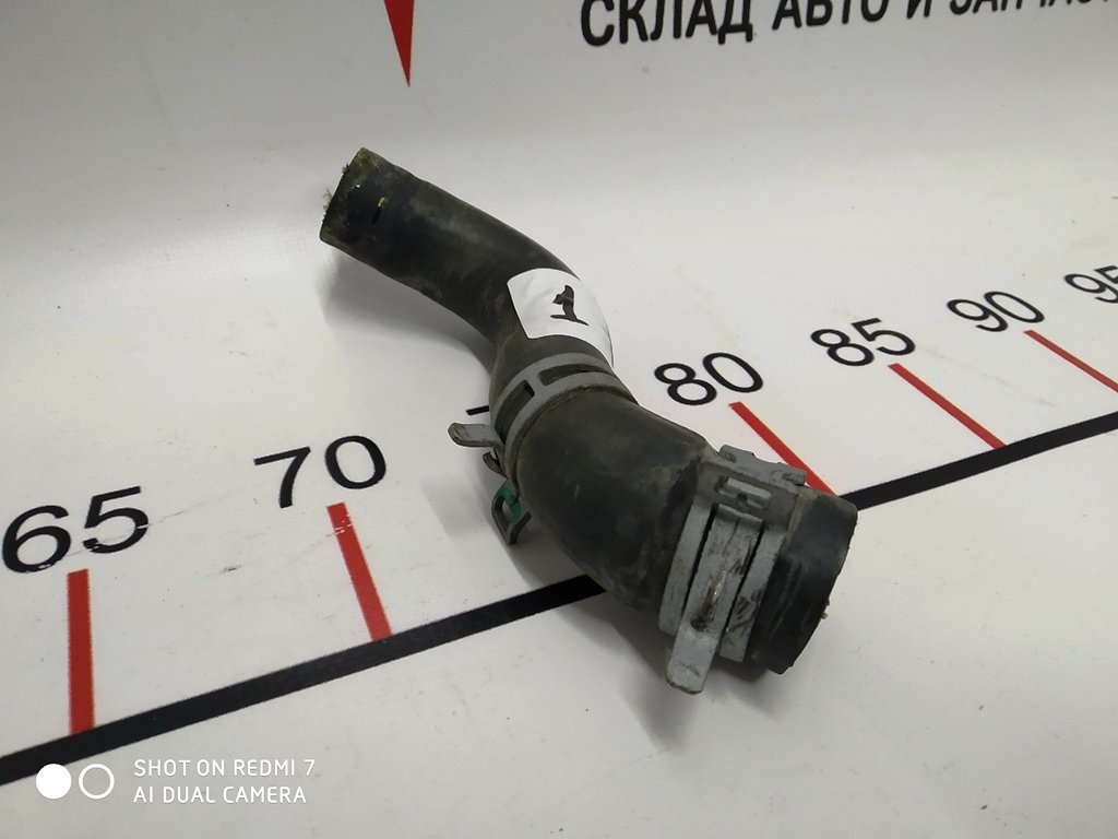 10 Manguera sistema de refrigeración desde válvula cuádruple hasta depósito de expansión Tesla modelo S 6007346-00-D